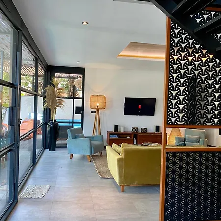 Karmagali Suites Adults Only & Private Pool Family Villas Sanur  Room photo