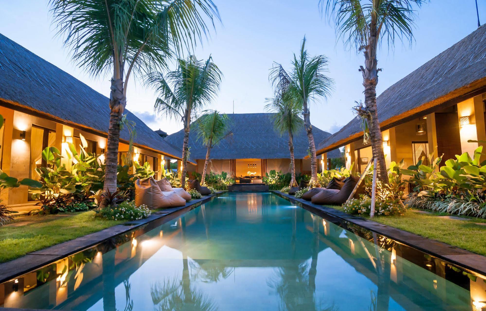 Karmagali Suites Adults Only & Private Pool Family Villas 4* Sanur (Bali)